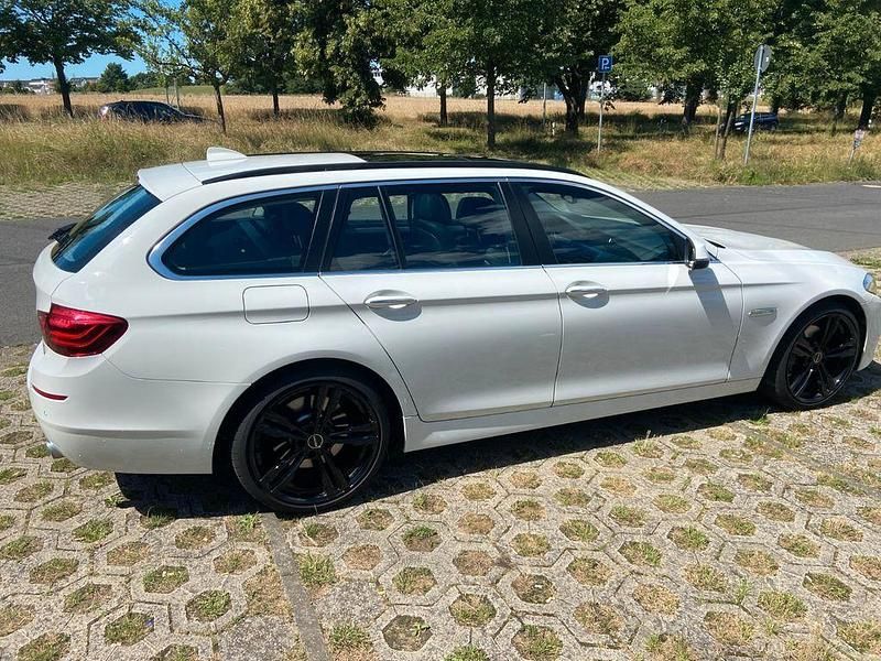 Gebraucht BMW 535 313 PS (230 kW) 2015 Weiß Kombi