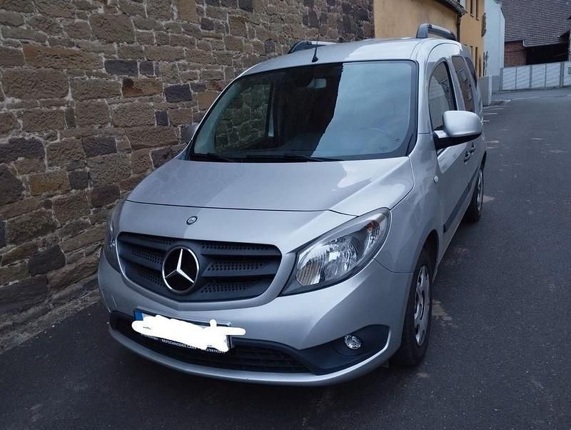 Silber Gebraucht 2014 Mercedes Citan 109 Kombi | 7.250 € (Fairer Preis) - Bild 1/4
