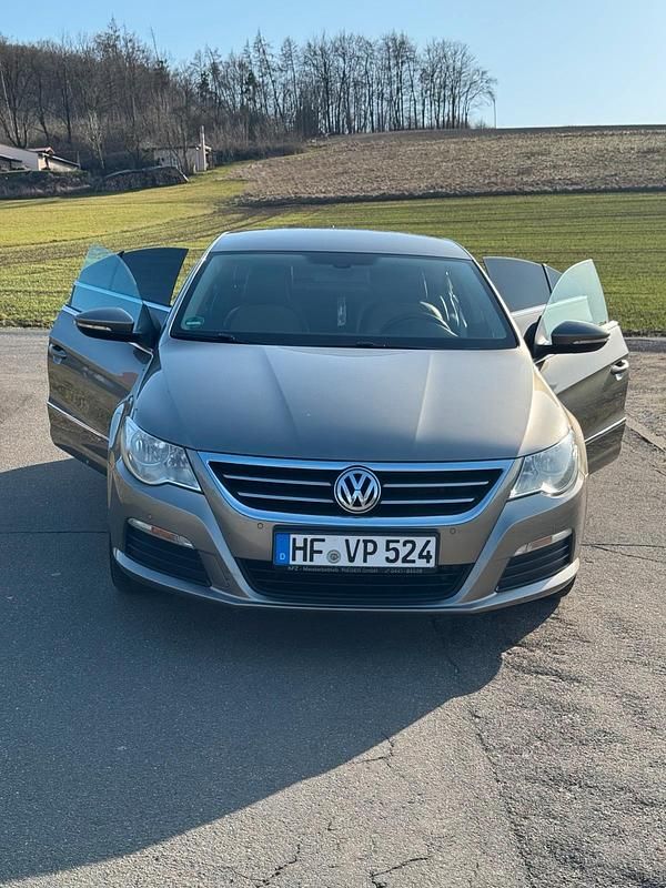 Second-hand VW CC 241 CP (177 kW) 2011 Maro Berlinǎ