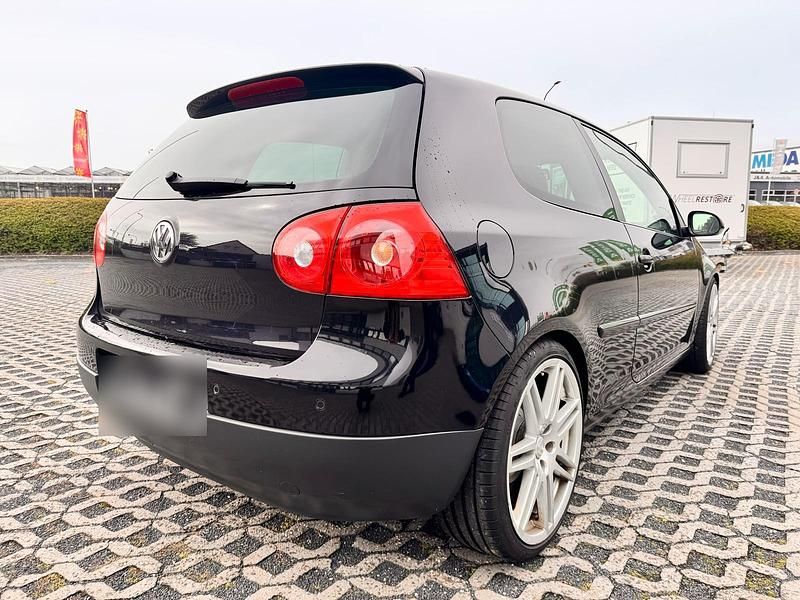Gebraucht VW Golf V 80 PS (58 kW) 2007 Schwarz Kleinwagen