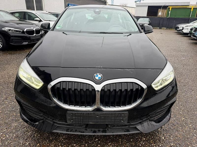 Gebraucht BMW 116 116 PS (85 kW) 2020 Schwarz Kleinwagen