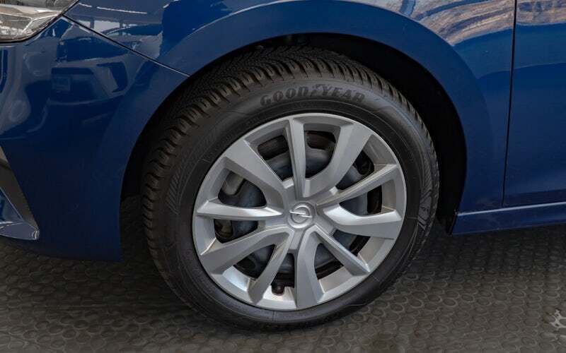 Gebraucht Opel Corsa-e Edition 100 kW (136 PS) 2021 Blau Kleinwagen