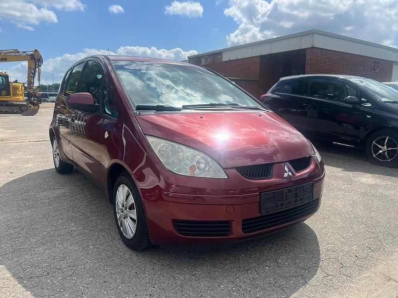 Gebraucht Mitsubishi Colt Invite 95 PS (69 kW) 2005 Rot Kleinwagen