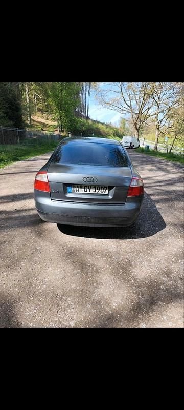 Second-hand Audi A4 131 CP (96 kW) 2002 Berlinǎ