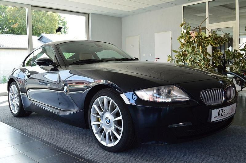 Schwarz Gebraucht 2007 BMW Z4 Sport Line Coupé | 26.500 € - Bild 1/4
