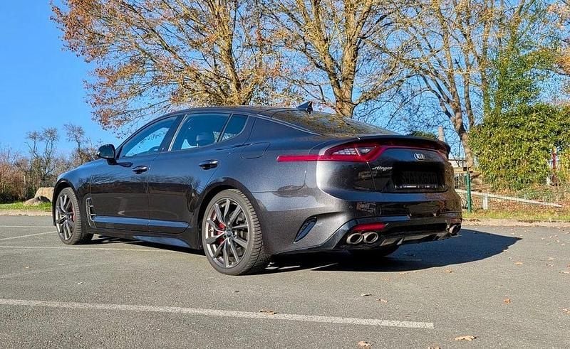 Gebraucht Kia Stinger GT 370 PS (272 kW) 2018 Grau Kleinwagen
