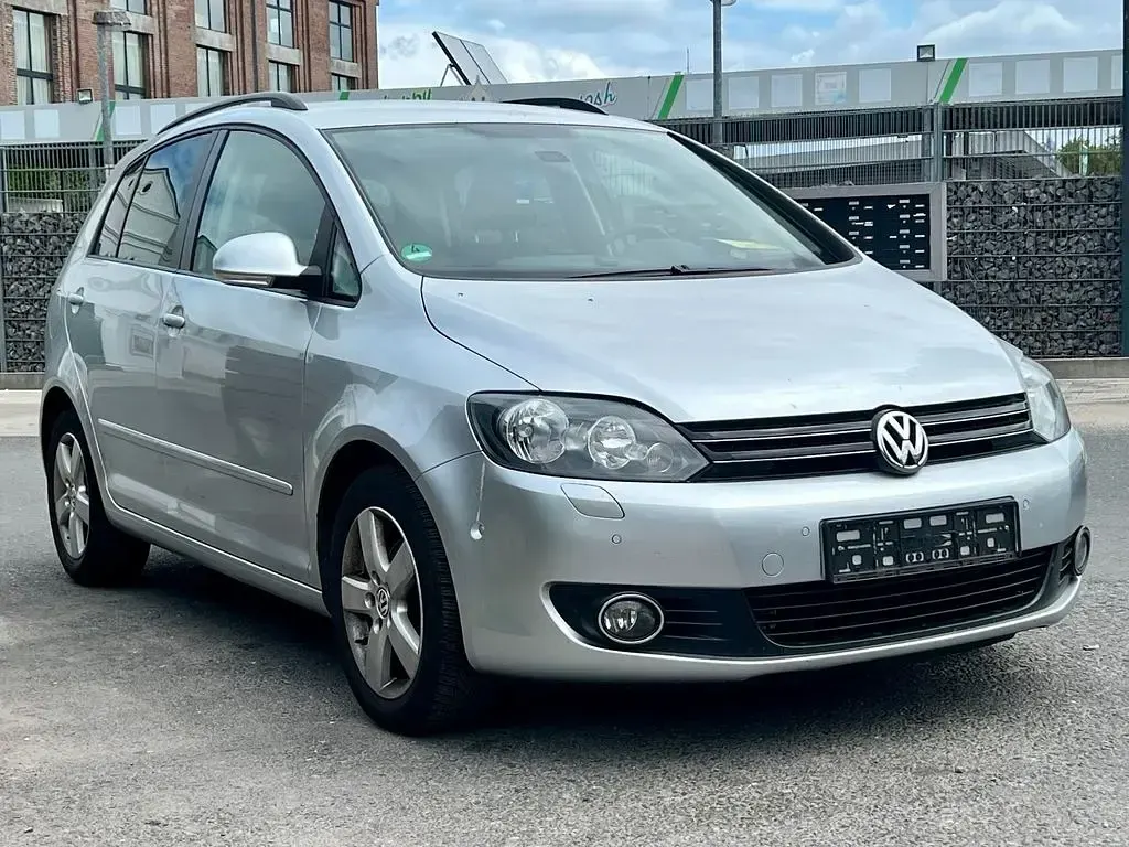 Gebraucht VW Golf Plus Cross Team 105 PS (77 kW) 2010 Silber Limousine