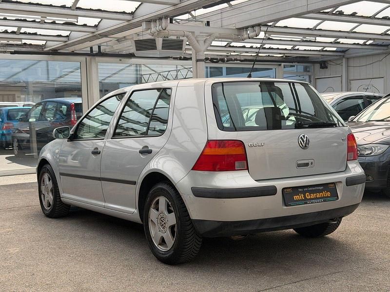Gebraucht VW Golf IV 101 PS (74 kW) 2000 Grau Limousine