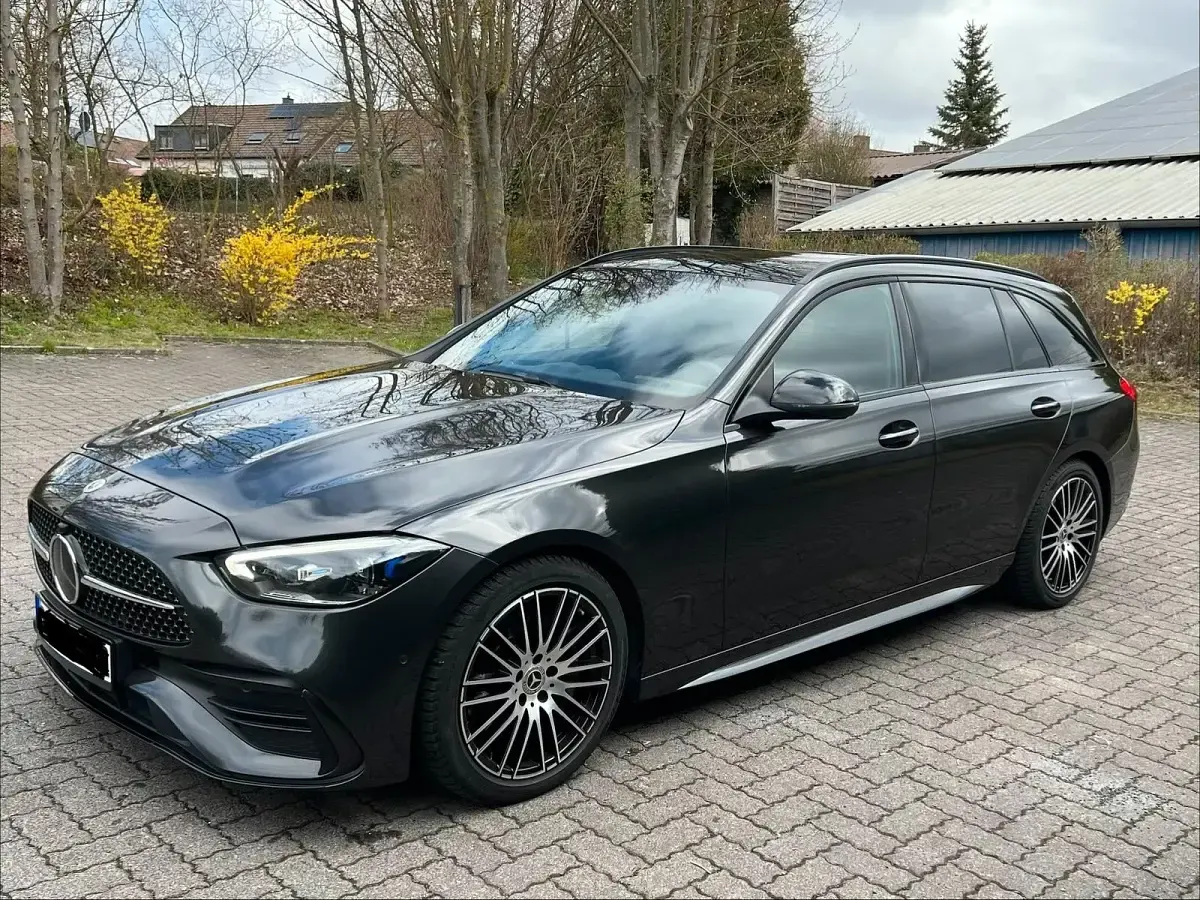 Gebraucht Mercedes 300 AMG line 265 PS (194 kW) 2023 Grau Kombi