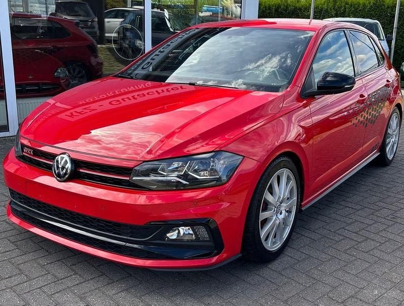 Flashrot Gebraucht 2020 VW Polo GTI Limousine | 12.990 € (Superpreis) - Bild 1/4