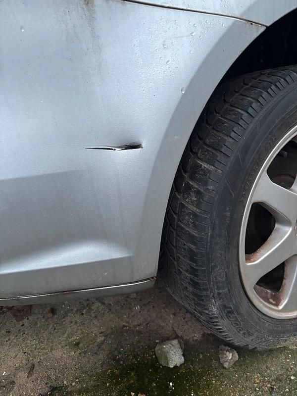 Gebraucht VW Touran 140 PS (102 kW) 2013 Silber Van / Kleinbus