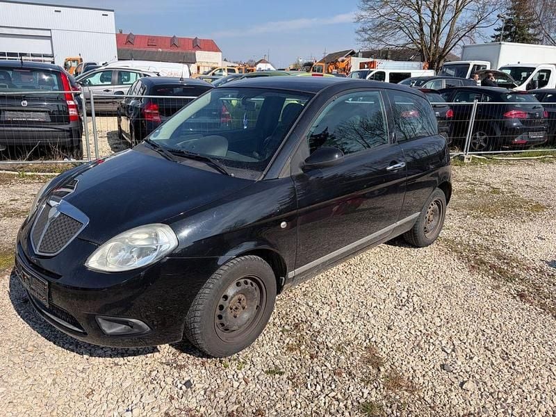 Gebraucht Lancia Ypsilon 60 PS (44 kW) 2007 Schwarz Kleinwagen