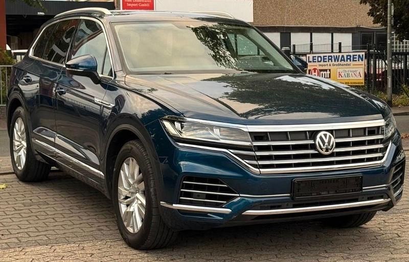 Gebraucht VW Touareg 231 PS (169 kW) 2019 Blau SUV