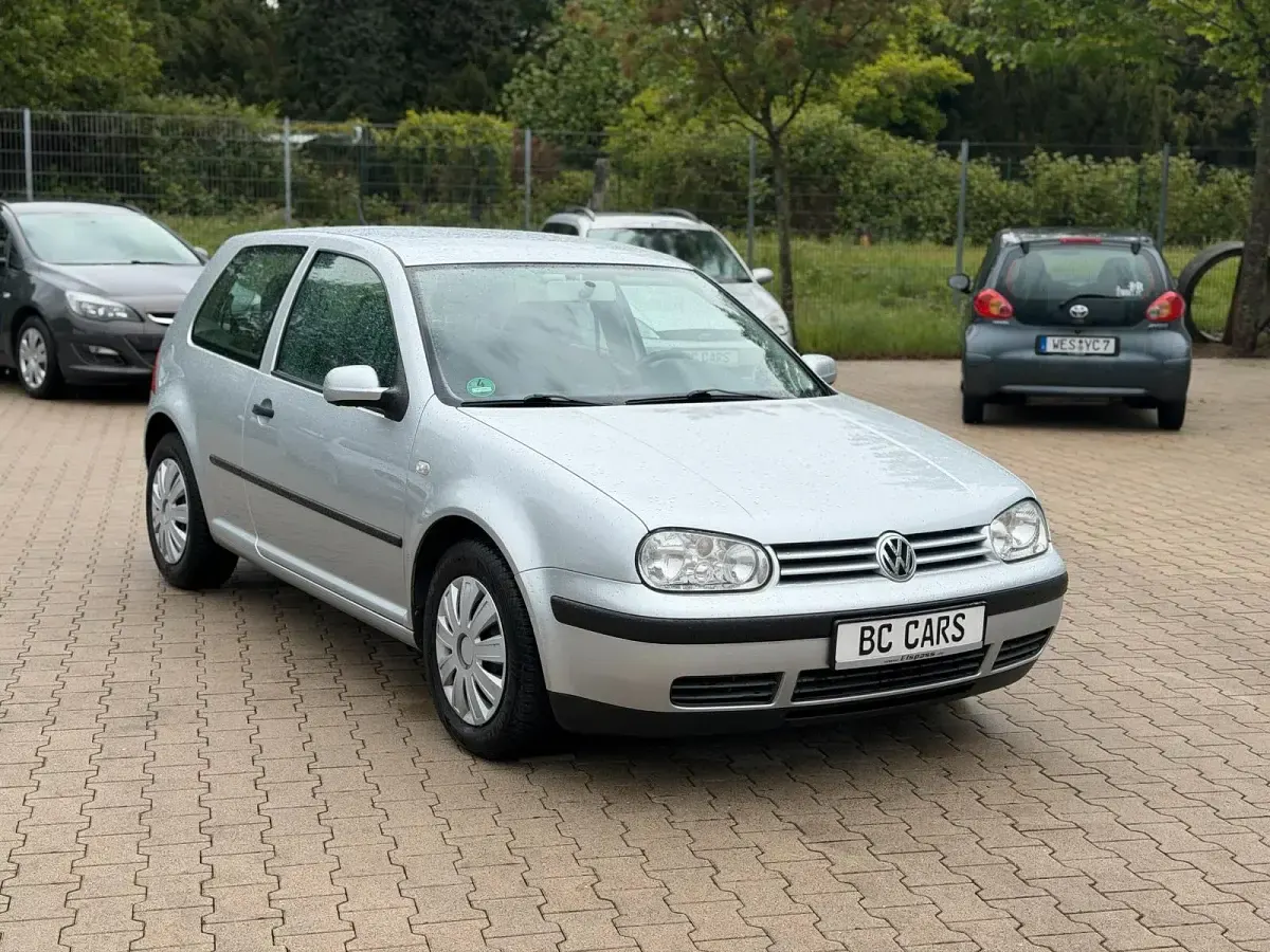 Brugt VW Golf IV 75 HK (55 kW) 2001 Sølv Hatchback