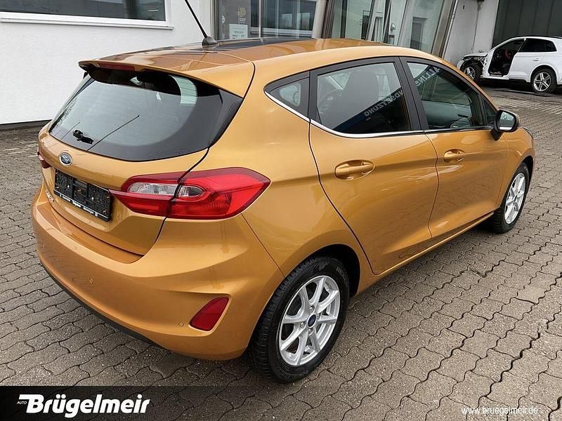 Gebraucht Ford Fiesta Titanium S 101 PS (74 kW) 2021 Gelb Kleinwagen
