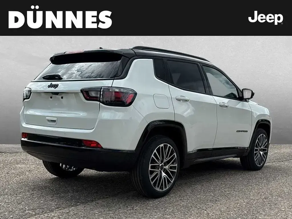 Neu Jeep Compass Summit 129 PS (94 kW) 2025 Weiß (alpine white) SUV