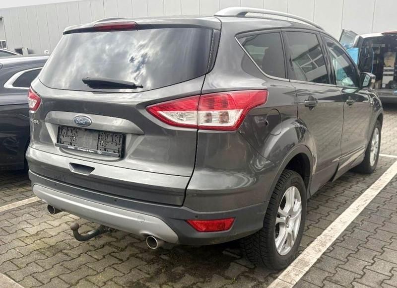 Używany Ford Kuga Titanium 150 KM (110 kW) 2016 Szary SUV