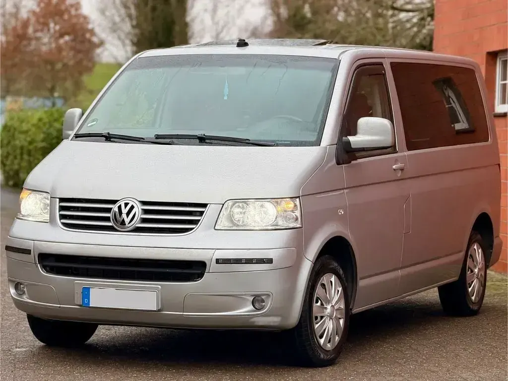 Gebraucht VW T5 Trendline 131 PS (96 kW) 2006 Silber Van
