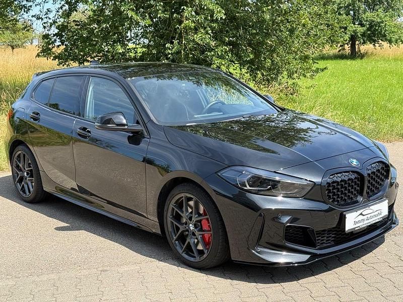 Gebraucht BMW M135 Performance 306 PS (225 kW) 2022 Schwarz Kleinwagen