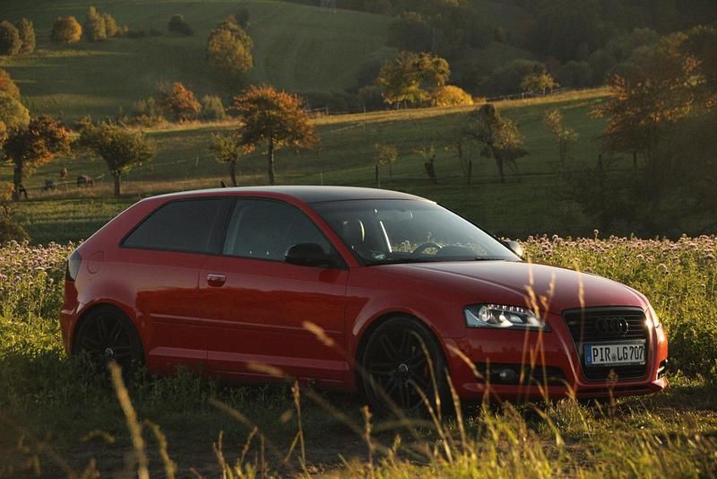 Second-hand Audi A3 160 CP (117 kW) 2012 Roșu Hatchback