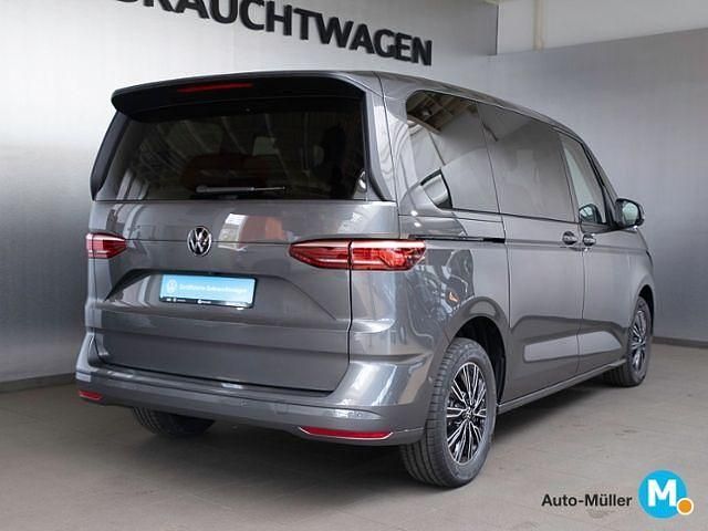 Gebraucht VW Multivan Life 204 PS (150 kW) 2025 Grau Van