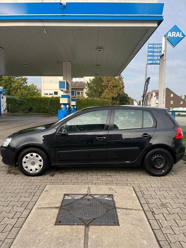 Gebraucht VW Golf V 75 PS (55 kW) 2004 Schwarz Kleinwagen