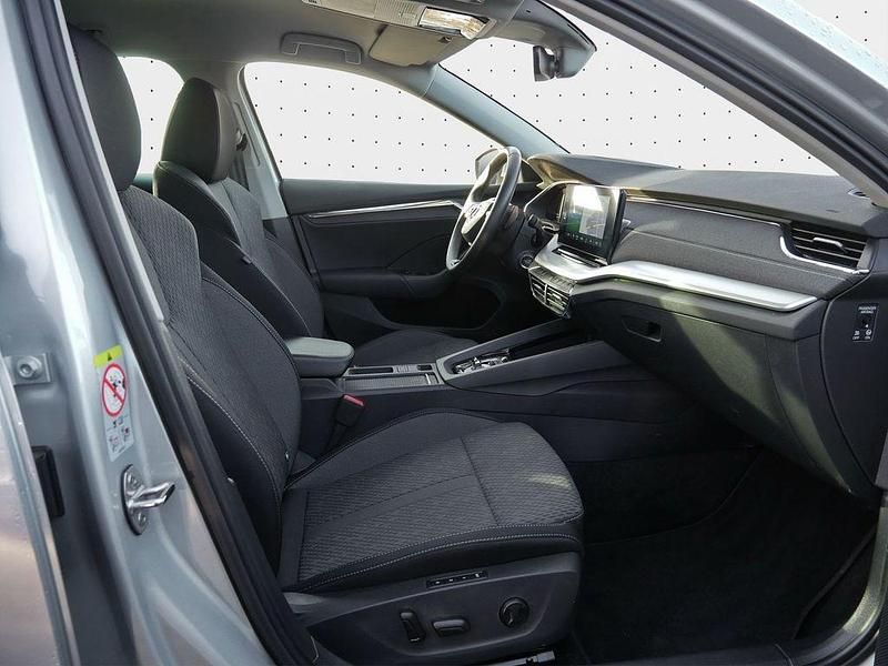 Gebraucht Skoda Octavia Style 150 PS (110 kW) 2024 Brilliantsilber metallic Kombi