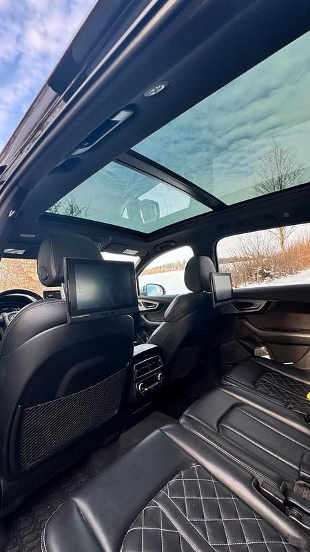 Gebraucht Audi SQ7 435 PS (319 kW) 2016 Schwarz SUV