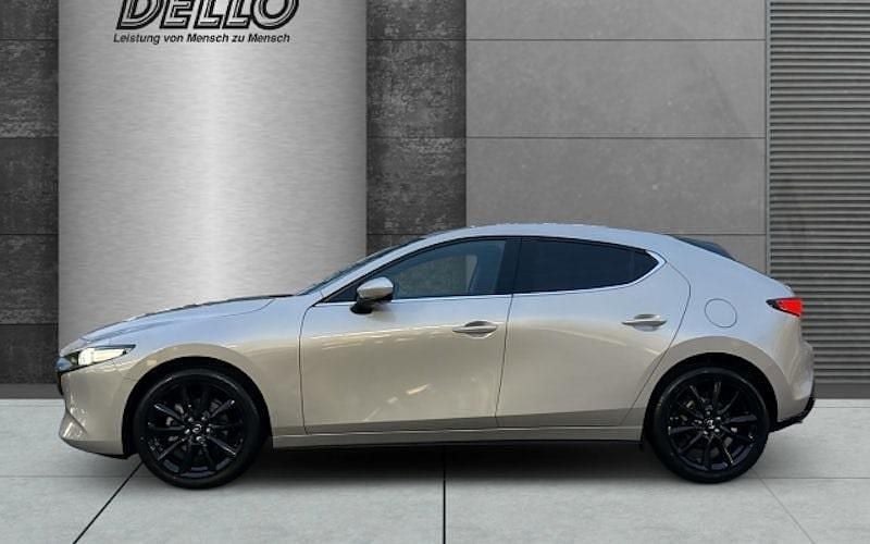 Neu Mazda 3 Exclusive-Line 186 PS (136 kW) 2025 Silber Limousine