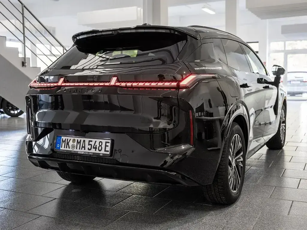 Second-hand Lynk & Co 08 349 CP (256 kW) 2026 Negru SUV
