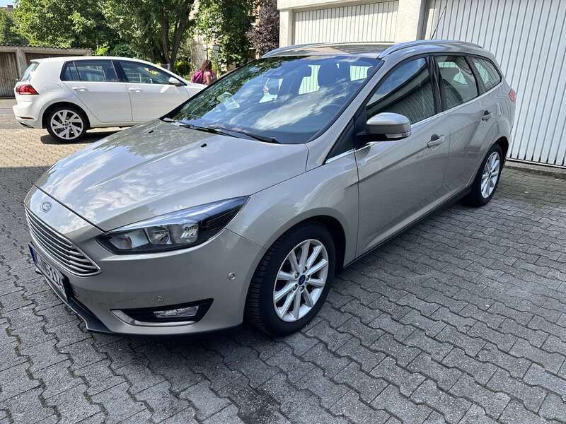 Gebraucht 2016 Ford Focus Titanium Kombi | 9.950 € (Guter Preis) - Bild 1/4