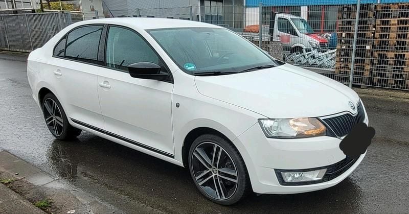 Gebraucht Skoda Rapid Style 105 PS (77 kW) 2014 Weiß Kleinwagen