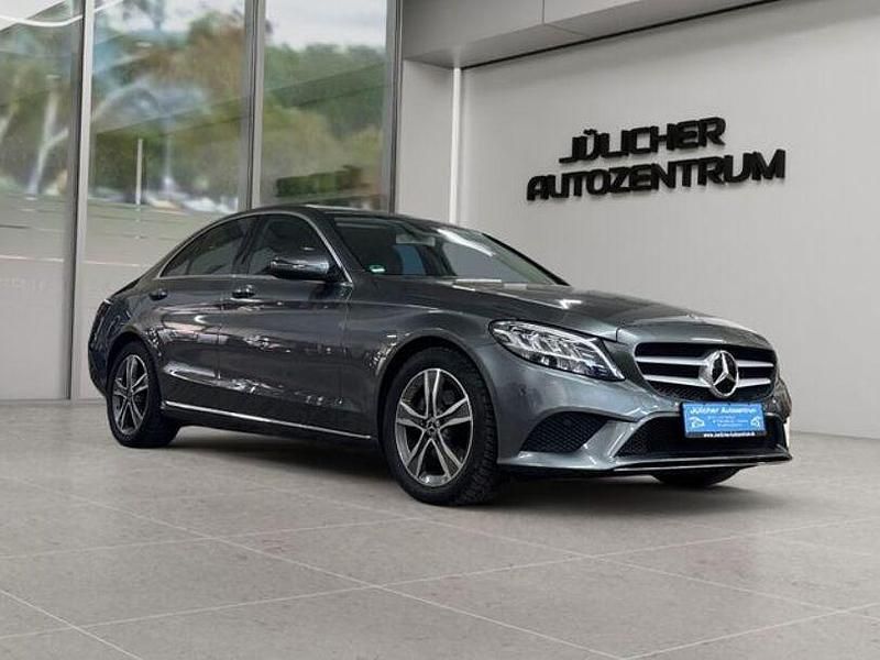 Gebraucht Mercedes C220 300 PS (220 kW) 2018 Grau Limousine