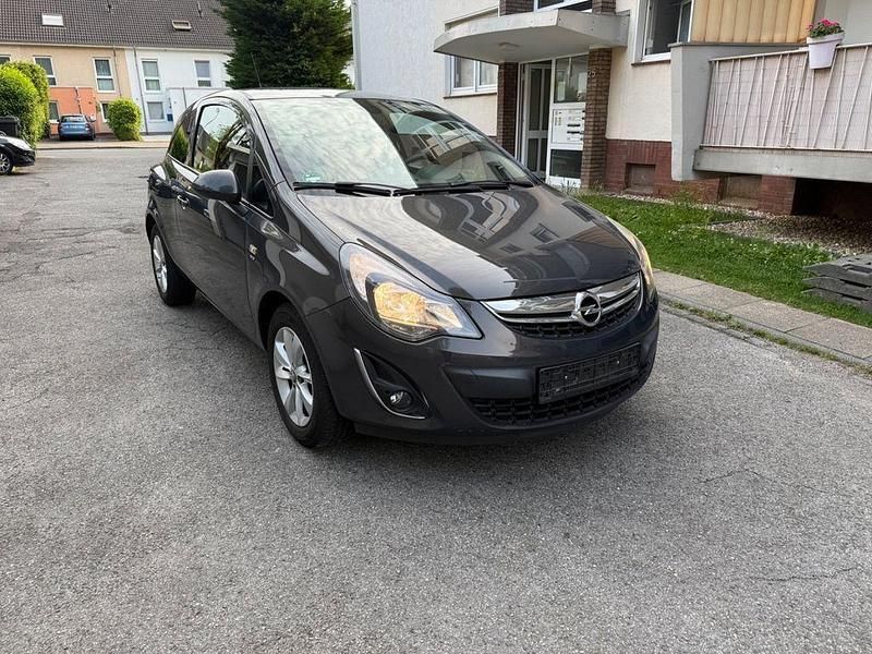 Grau Gebraucht 2014 Opel Corsa Energy Kleinwagen | 4.500 € (Guter Preis) - Bild 1/4