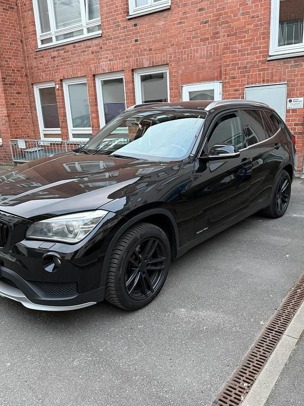 Gebraucht BMW X1 143 PS (105 kW) 2014 Schwarz SUV