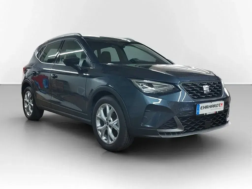 Gebraucht Seat Arona FR 150 PS (110 kW) 2024 Grau SUV