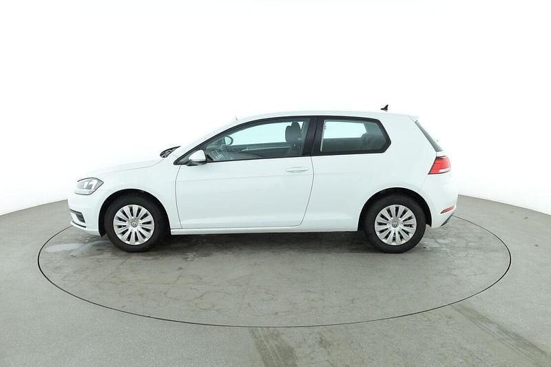 Gebraucht VW Golf VII Trendline 86 PS (63 kW) 2018 Weiß Limousine