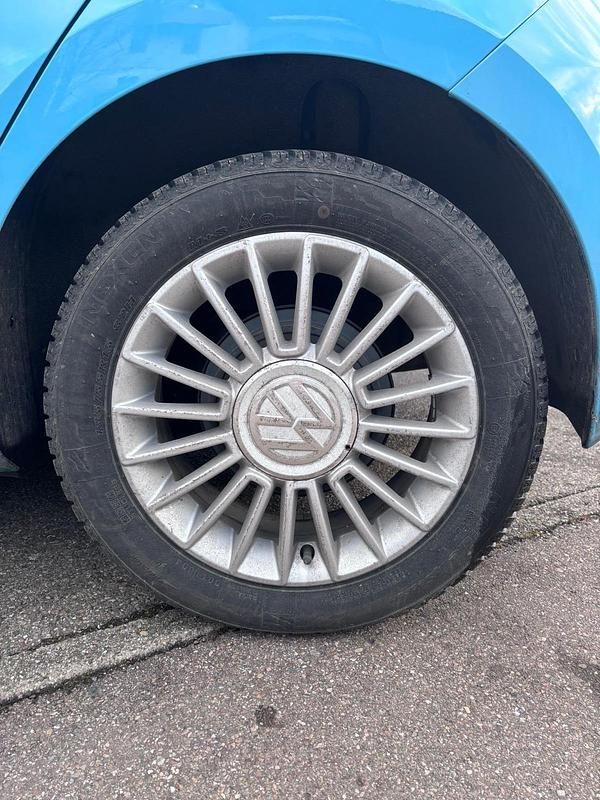 Second-hand VW e-up! 44 kW (61 CP) 2021 Albastru Hatchback