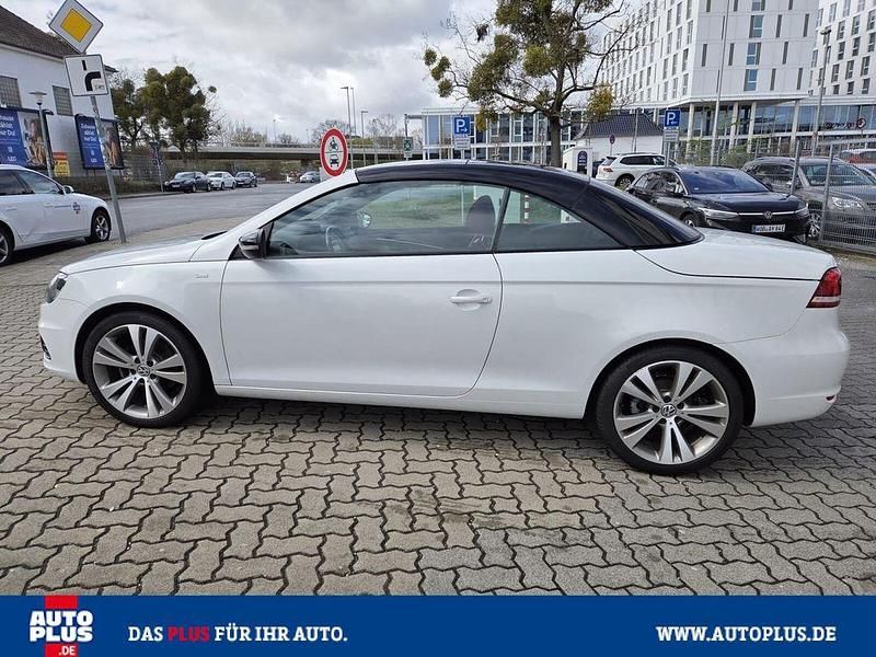 Gebraucht VW Eos 122 PS (89 kW) 2012 Weiß Cabrio