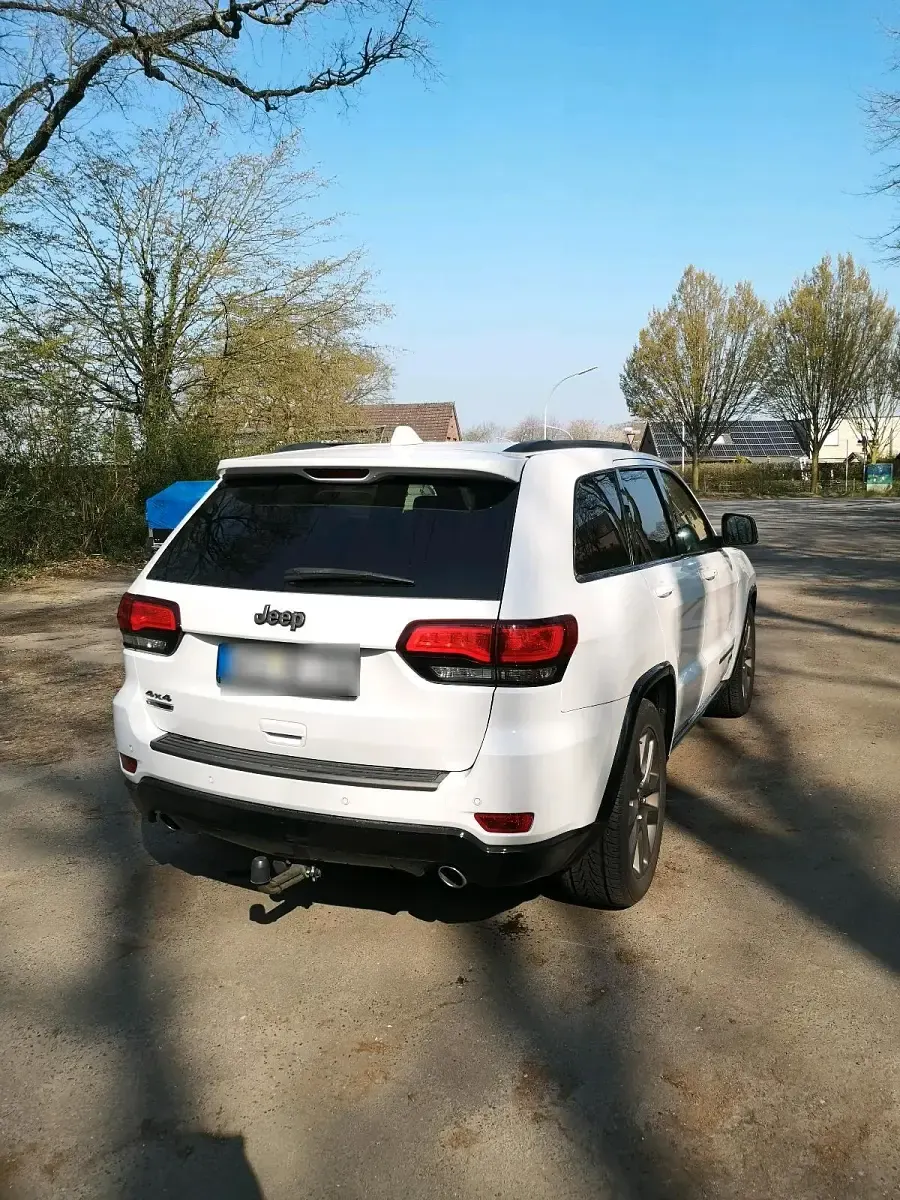 Gebraucht Jeep Grand Cherokee 250 PS (183 kW) 2016 Weiß SUV