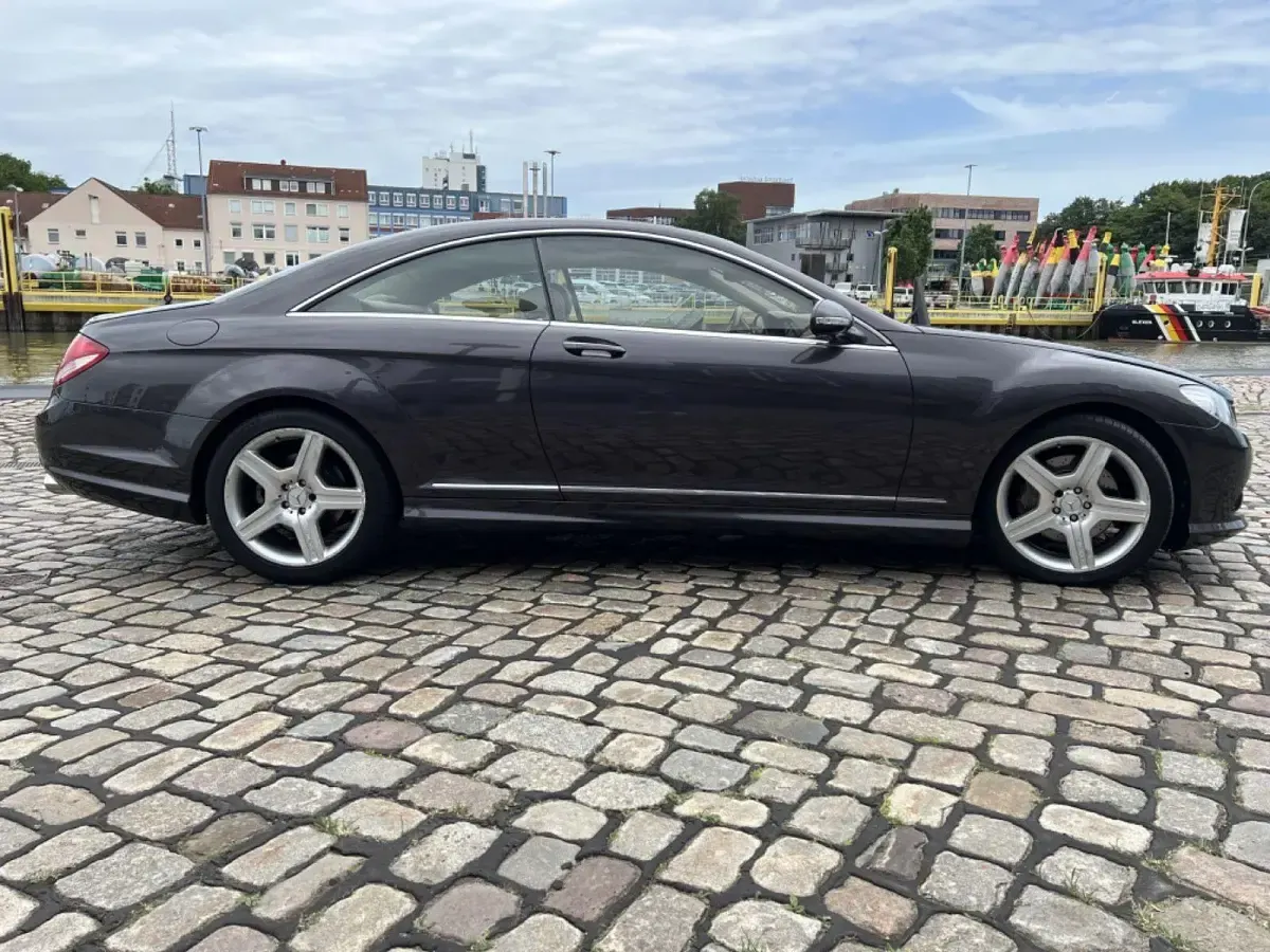 Gebraucht Mercedes CL500 AMG 387 PS (284 kW) 2006 Grau Coupé
