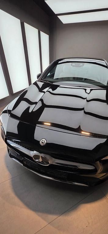 Schwarz Gebraucht 2020 Mercedes CLA180 Limousine | 26.600 € (Guter Preis) - Bild 1/4