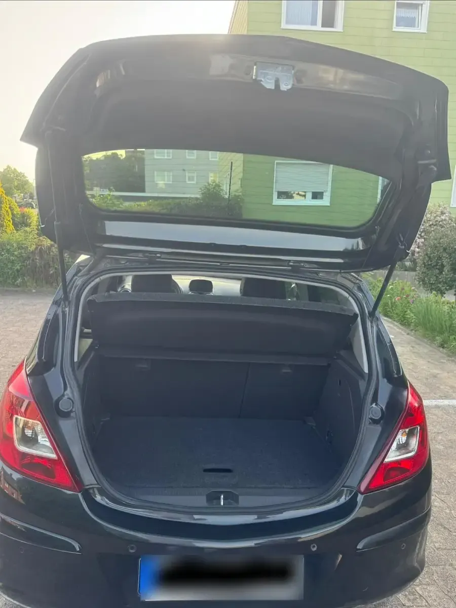 Gebraucht Opel Corsa 86 PS (63 kW) 2014 Schwarz Kleinwagen
