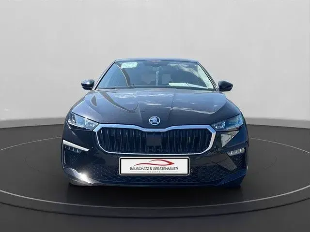 Gebraucht Skoda Scala Selection 116 PS (85 kW) 2025 Schwarz magic perleffekt Kleinwagen