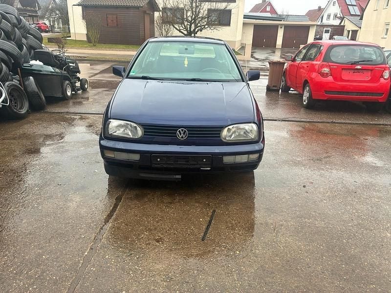 Gebraucht VW Golf III 60 PS (44 kW) 1997 Blau Kleinwagen