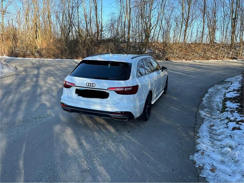 Gebraucht Audi A4 Ambiente 163 PS (119 kW) 2019 Weiß Kombi