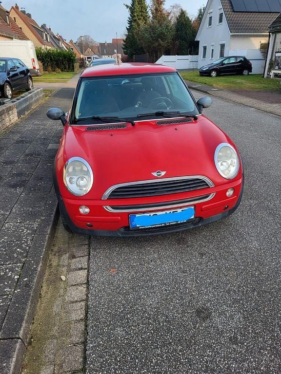 Gebraucht Mini ONE 90 PS (66 kW) 2002 Rot Kleinwagen
