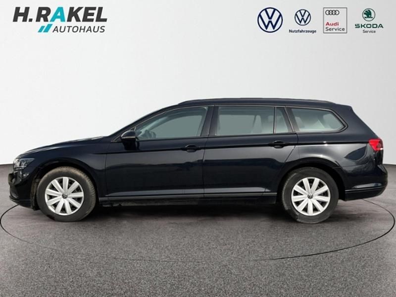 Gebraucht VW Passat Conceptline 150 PS (110 kW) 2022 Schwarz Kombi