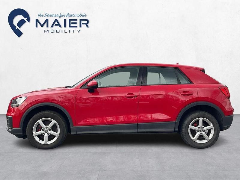 Gebraucht Audi Q2 Basis 150 PS (110 kW) 2018 Tangorot metallic SUV