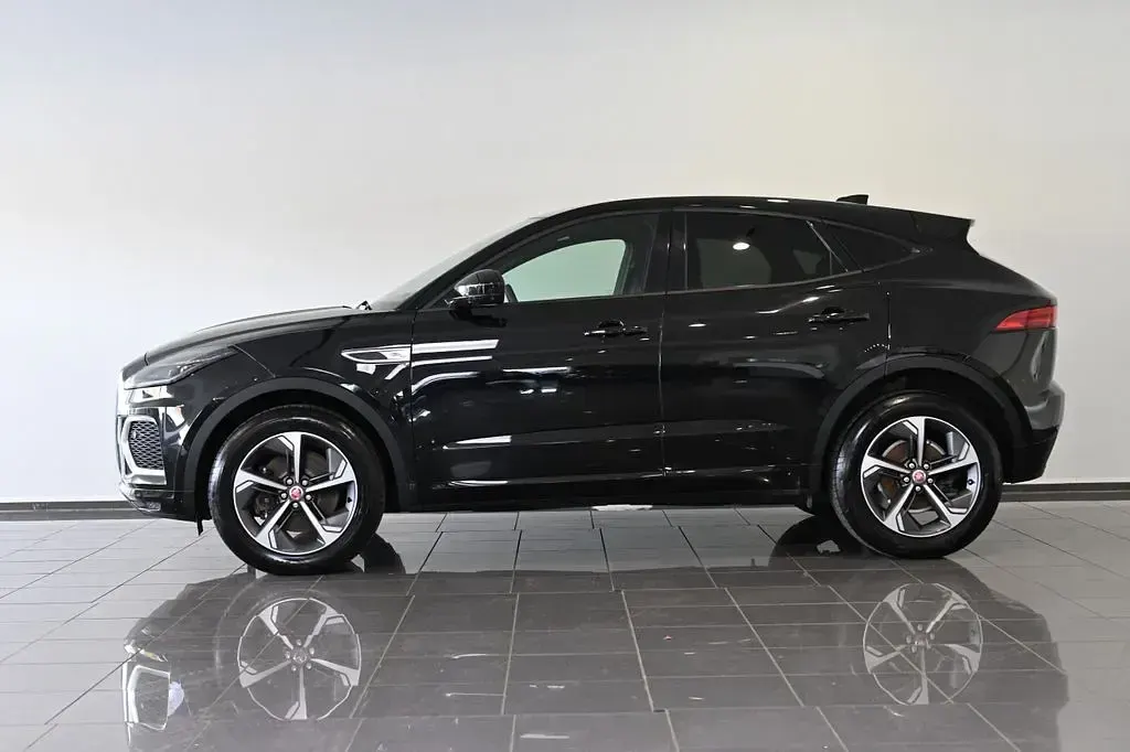 Gebraucht Jaguar E-Pace R-Dynamic 163 PS (119 kW) 2022 Santorini black metallic SUV